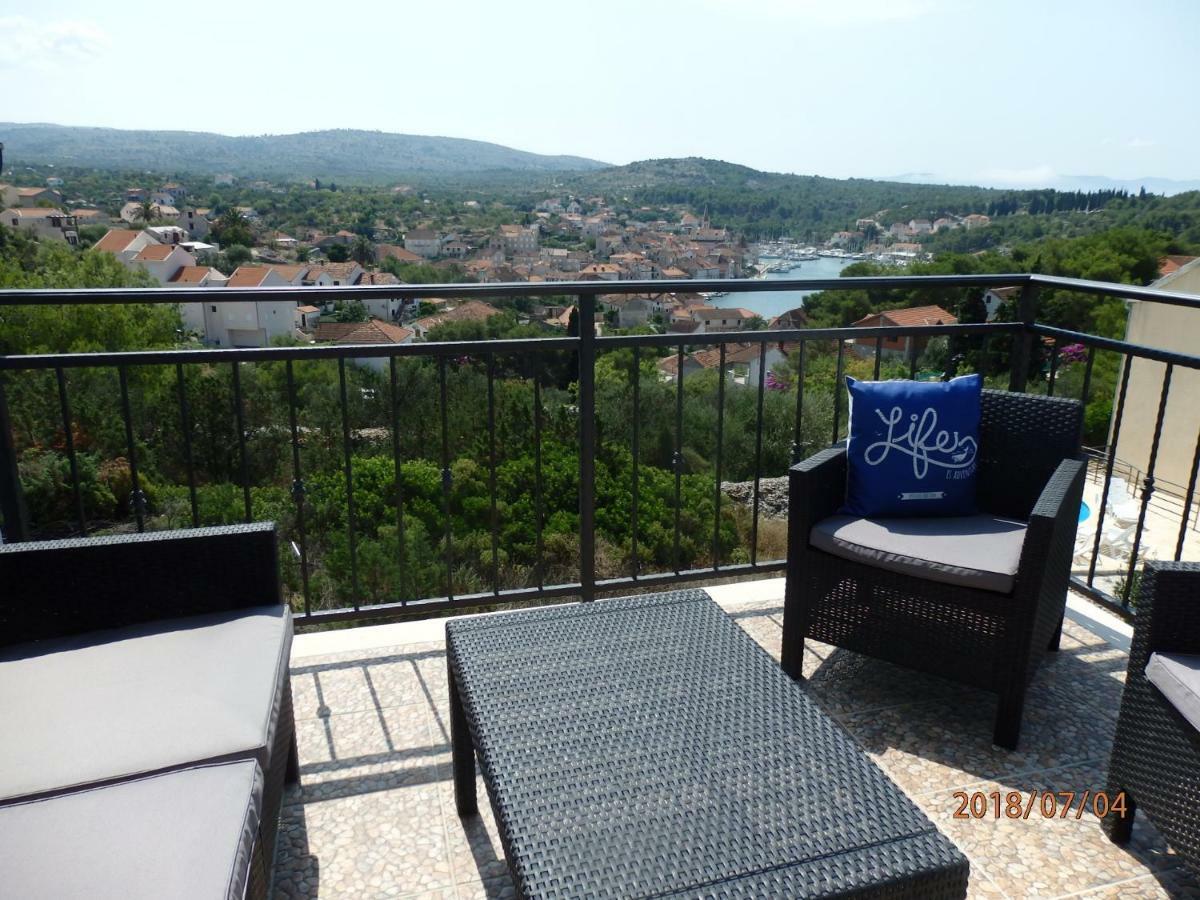 Apartman M&M Milna  Extérieur photo
